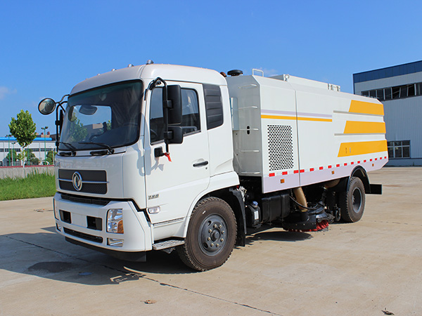 東風(fēng)天錦干掃車