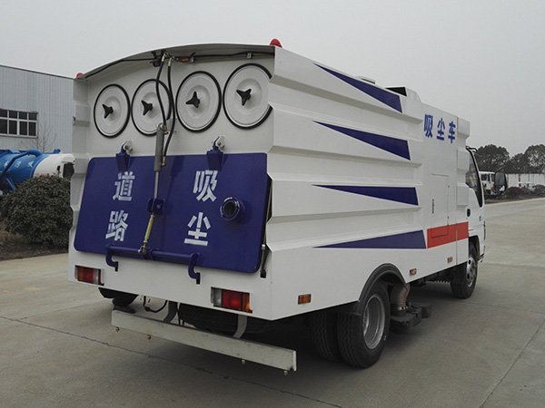五十鈴吸塵車