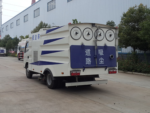 東風(fēng)小多利卡吸塵車